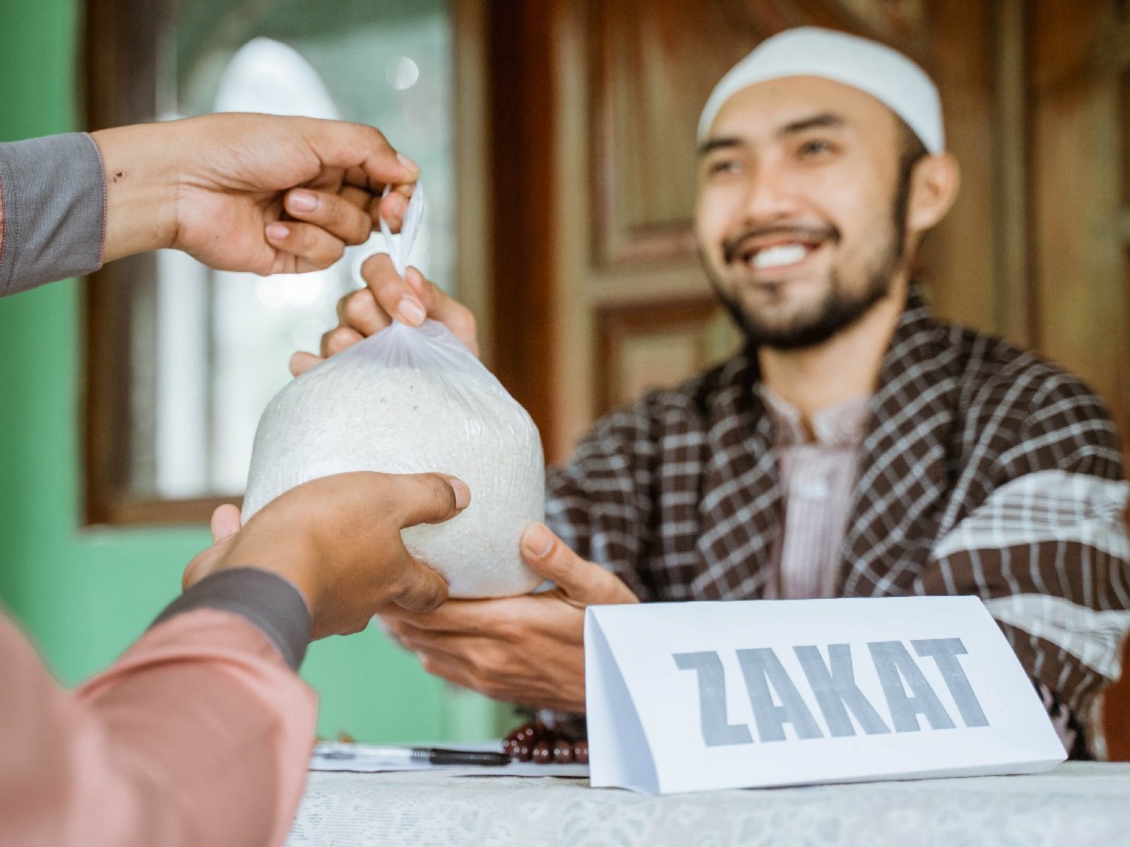 Manfaat Membayar Zakat